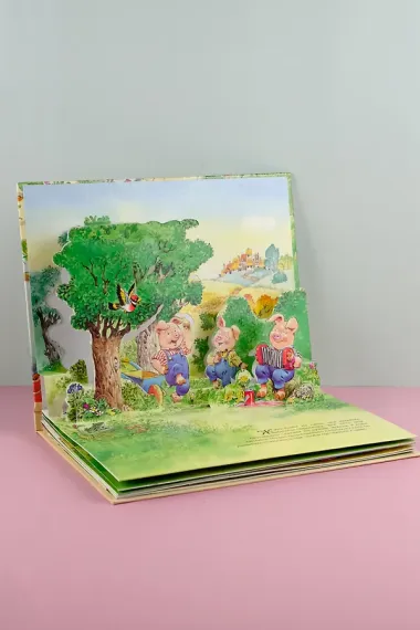 Три поросенка