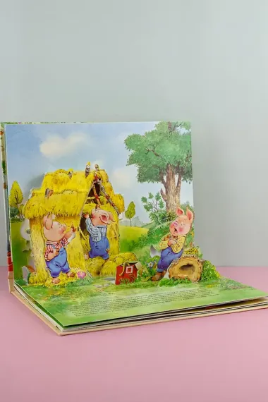 Три поросенка