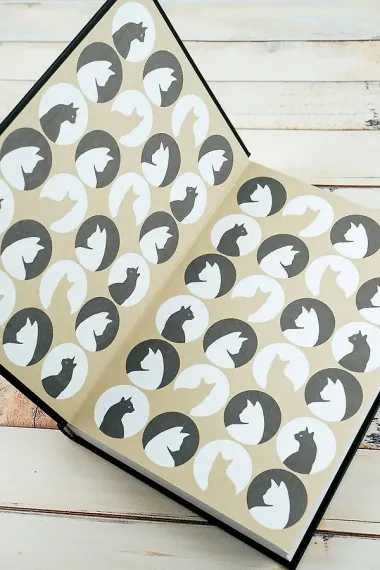 Время гладить кошек